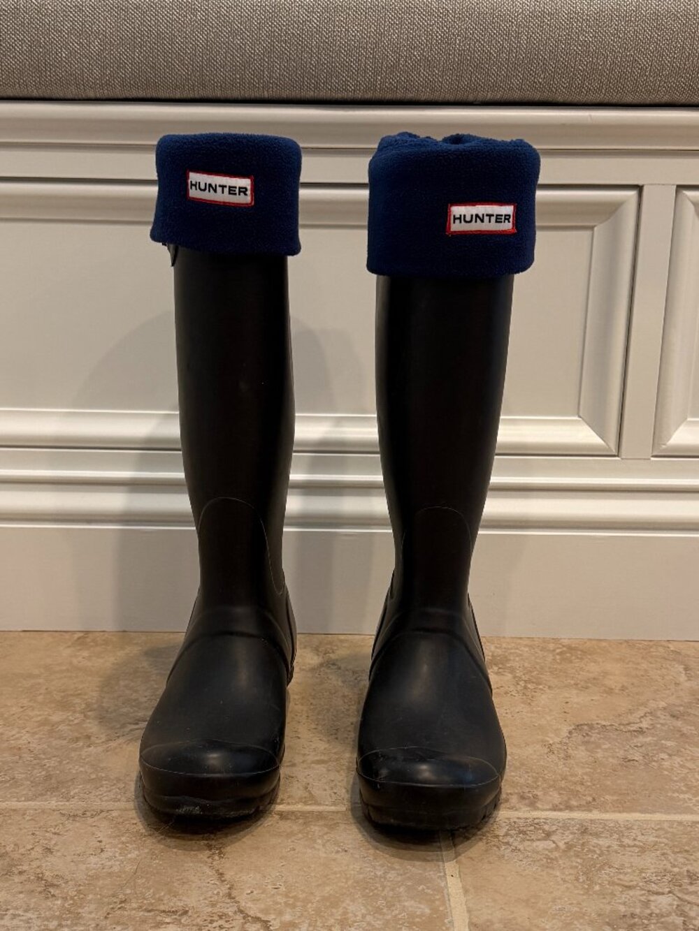 HUNTER navy fleece boot socks in size Medium, fitting women's 5-7